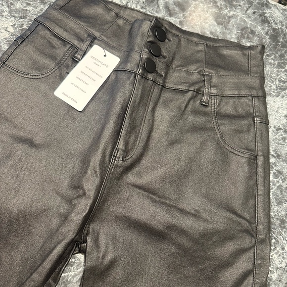 Ladies faux leather, skinny slim fit .. black pants… High waisted size small ￼ - Picture 3 of 11